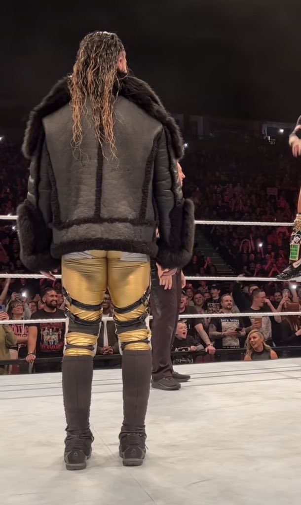 ForHisVision's tweet image. My vision is the only way, 🍑