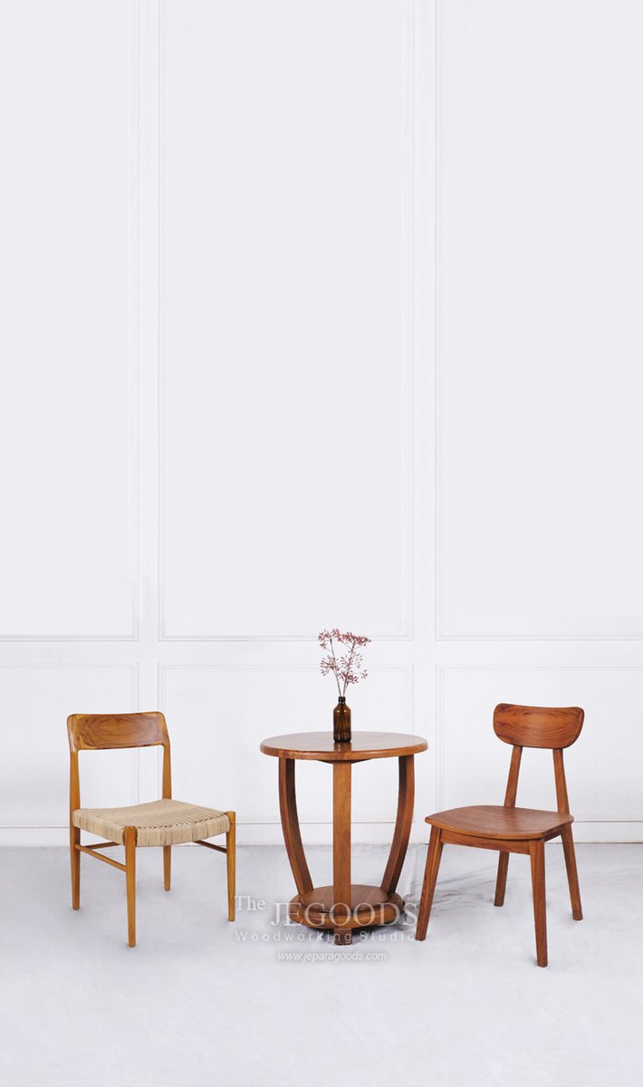 jeparagoods's tweet photo. The minimalist-scandinavian chair style. Natural teak wood color is always perfect.  

#furnituremanufacturer #scandinavianchair #kursicafe #teakfurniture #indonesiafurniture https://t.co/wxU8TiduMo