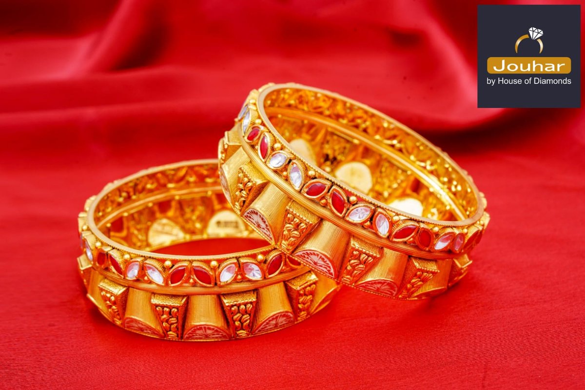 Celebrate the rich cultural heritage of antique jewelry with these stunning gold bangles that are a true work of art.

#goldantiquebangle #antiquegoldjewelry #vintagegold #goldjewellery #heritagegold #indianantiquejewellery #antiquebangle #oldgold #antiquejewellery