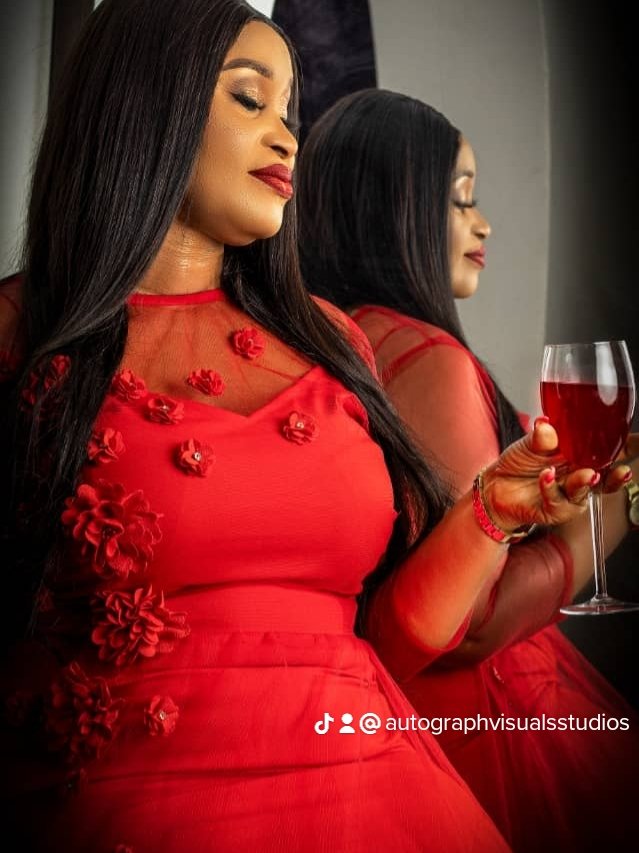 autographvisual's tweet photo. Book us for your photo shoot
.
.
.
.
#photography #autographstudio https://t.co/UR6Ifd4ijQ
