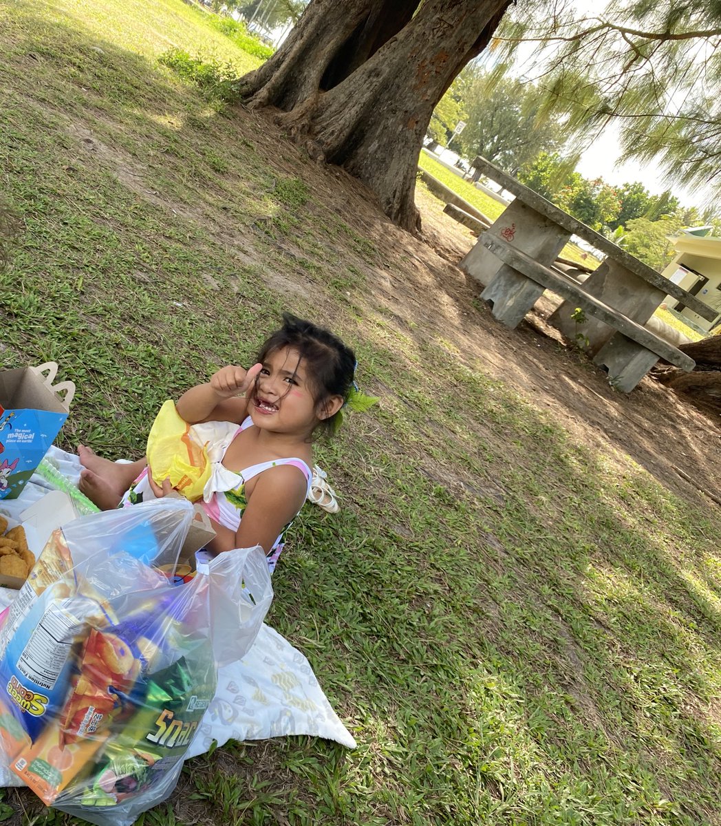 OGcharley28's tweet photo. Happy 3rd birthday, baby love 💗 https://t.co/JofPNjB5S7