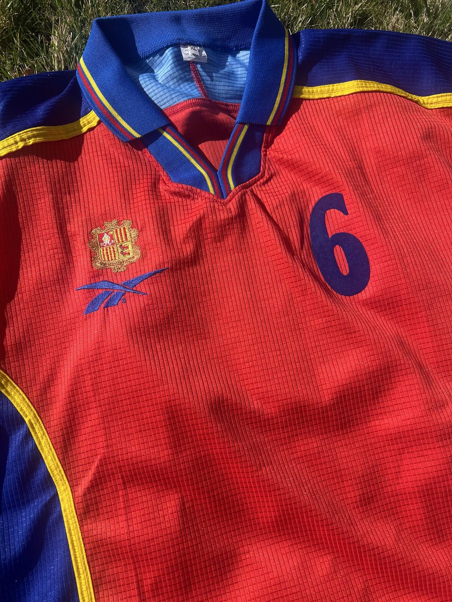 ildelima6's tweet photo. Some very rare Andorra NT shirts π¦π©β½οΈπ #andorra #andorrafootballmuseum #treebok #AFM #andorrafootball https://t.co/IJ5DLJ0ARG