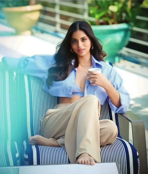 Chic, simple and yet EYE-CATCHING!
