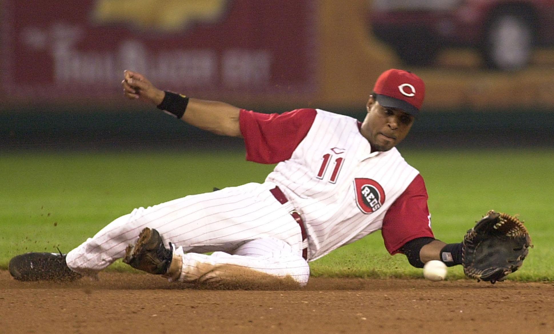 Happy birthday to Hall of Famer Barry Larkin 