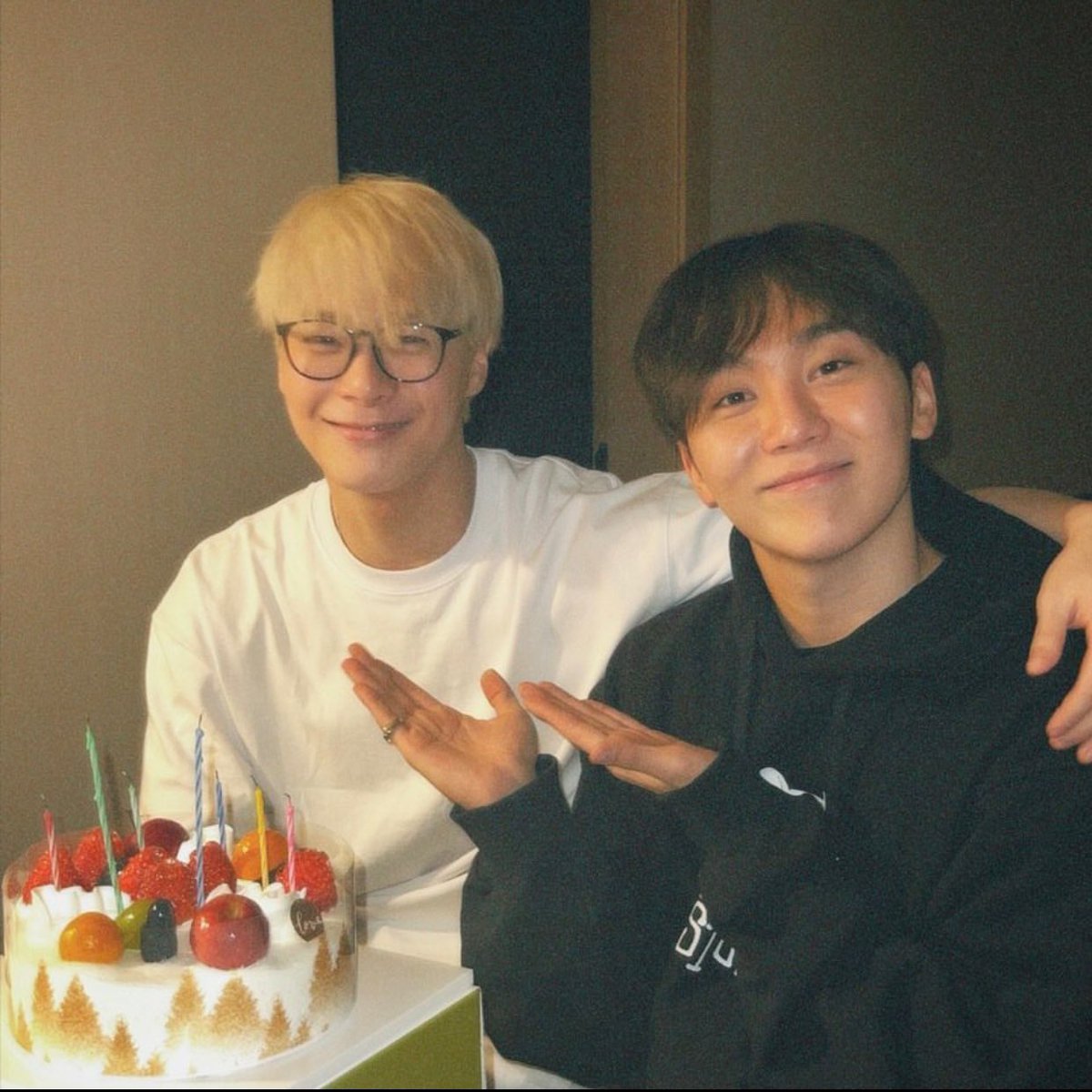 intokmj's tweet photo. moonbin’s ig post       seungkwan’s ig post https://t.co/9yHlr3BIVn