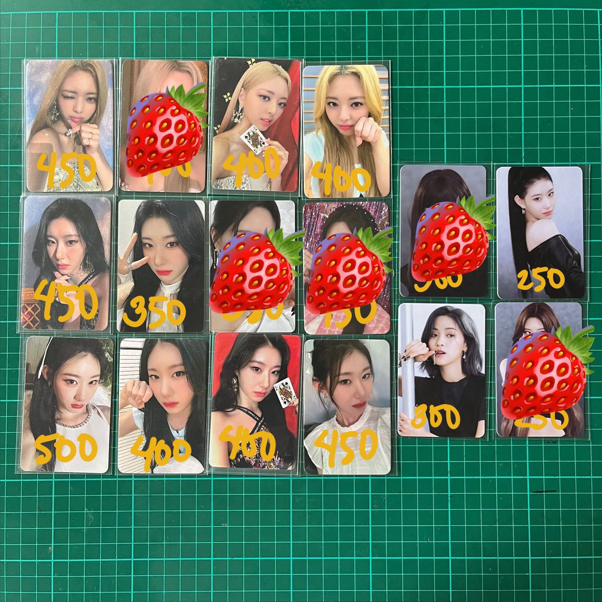 availability! 

📌wts lfb ph 있지 itzy yeji ryujin yuna chaeryeong checkmate cheshire crazy in love photocard pob pc withmuu soundwave makestar wink