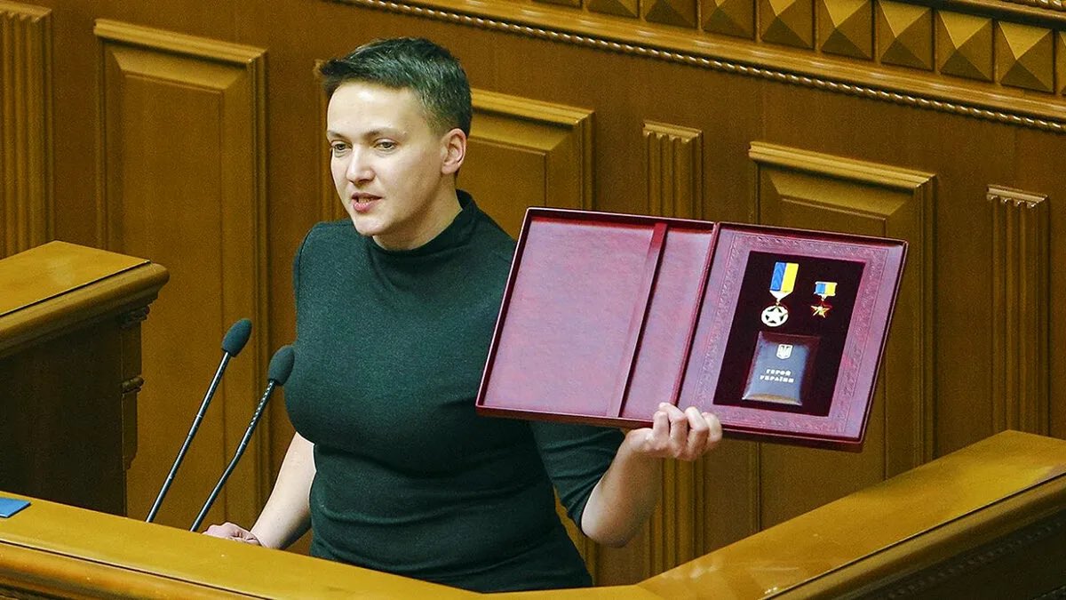karpov16's tweet photo. #Savchenko #Hero #Ukraine « Il y a 2 Nations artificielles sur terre: 🇺🇸-exceptionnels et 🇺🇦- uniques! Ils vivent sur des terres qui leur appartiennent pas! 🇺🇸-sur les terres capturées , 🇺🇦-sur les terres offertes! St des squatters, et n'ont aucune idée de ce qu'est la Patrie.» https://t.co/wuinVVSDvT