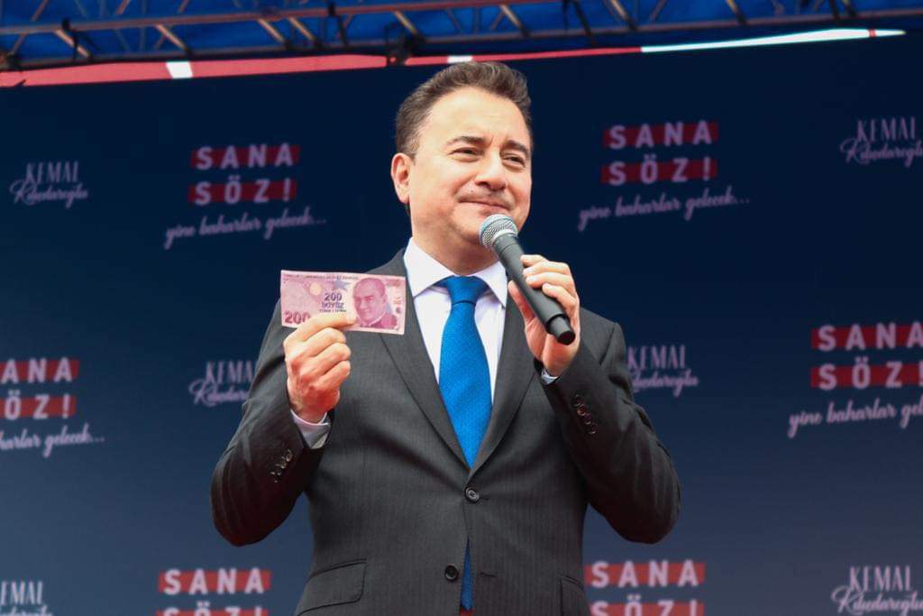 Cumhurbaşkanı Adayımız Kemal Kılıçdaroğlu, Genel Başkanımız - Cumhurbaşkanı Yardımcısı Adayımız Ali Babacan ve Cumhurbaşkanı Yardımcısı Adayımız Mansur Yavaş'a destek vermek için dün Tekirdağ’daydık.

Yağmura rağmen vatandaşımızın ilgisi çok büyüktü.

#Geliyoruz
#SanaSöz