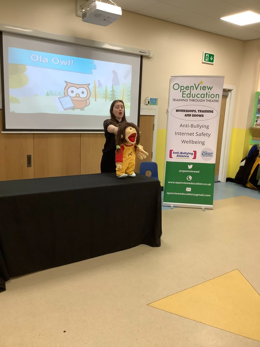 pp_accrington's tweet photo. Year 1 have enjoyed the Internet Safety workshops. We are looking forward to using our skills throughout the week. #year1 #internetsafetyweek https://t.co/ISiB9cxHNy