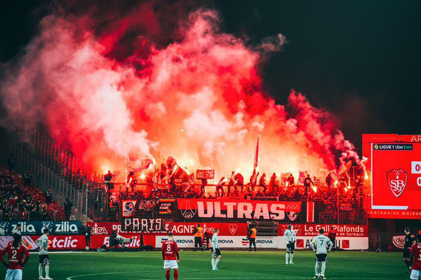 Co_Ultras_Paris's tweet photo. Tous à Orléans !
#CoupeDeFrance 
@PSG_Feminines https://t.co/oWQxvCu3R4