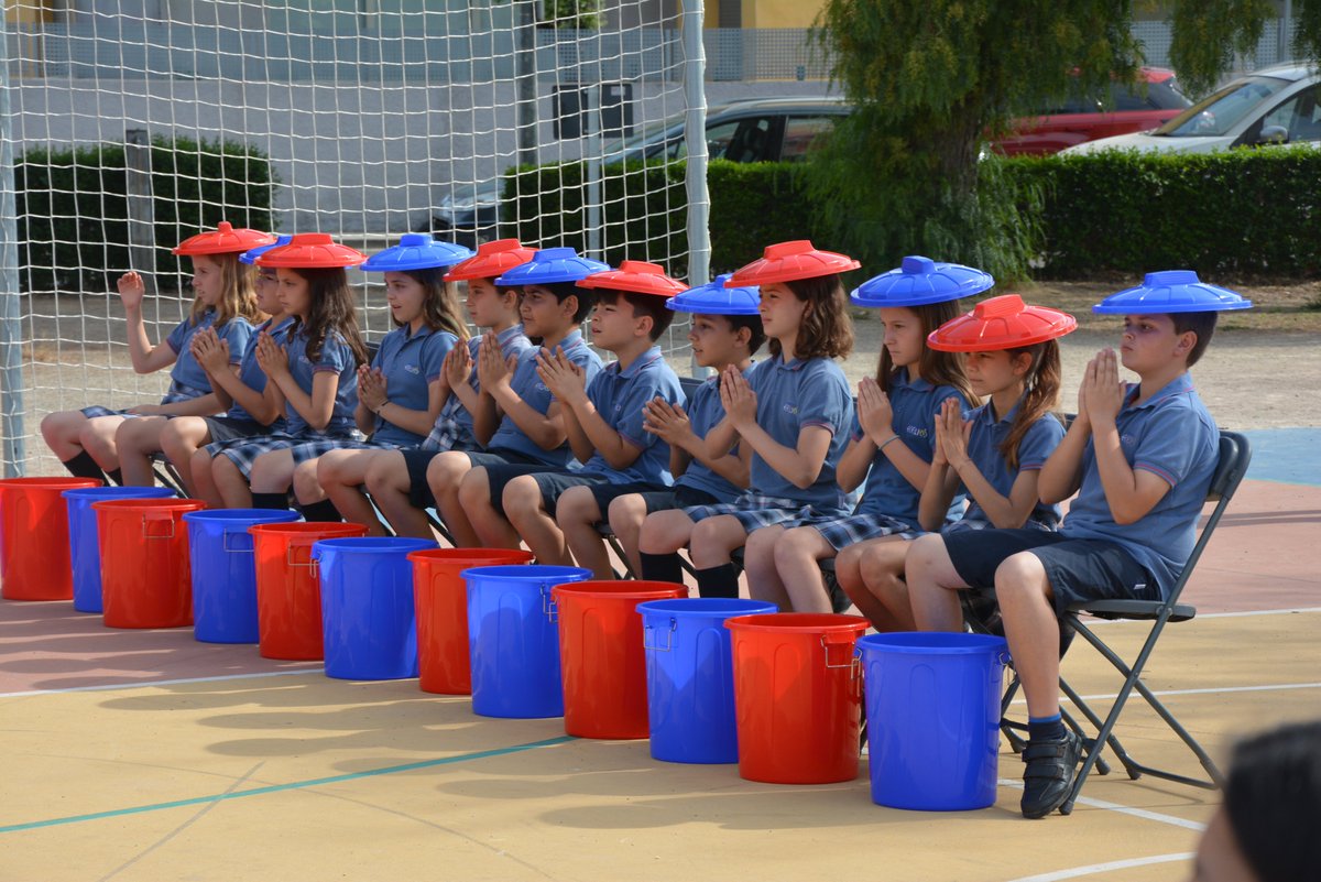 Colegio_Helios's tweet photo. Participamos en MUSIQUEANDO, una convocatoria nacional de conciertos escolares en la calle, simultáneos. En el colegio Helios, siempre es y será Tempus de música. #Musiqueando2023 #NosImportaLaMusica #educamosconmusica #rozalen #TempusHelios es tiempo de #musica https://t.co/xhcca1T6uN