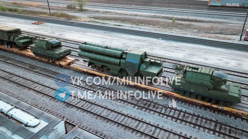 Middle East Update on Twitter: 