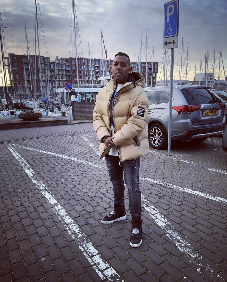 Vylencee_'s tweet photo. This time is for the money, I don't need credit
And I'm the don 'cause the streets said it🔥 https://t.co/qFawFBCxk2