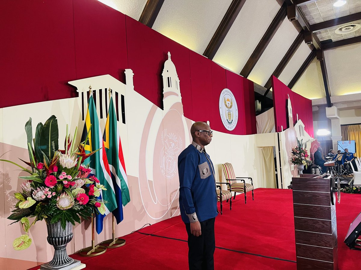 zizikodwa's tweet photo. Honored today to Programme Direct 2023 National Orders Awards on distinguished citizens and eminent foreign nationals who have contributed towards the advancement of democracy and have made a significant impact on improving the lives of South Africans.

#NationalOrders https://t.co/E9IG4mQ9XG