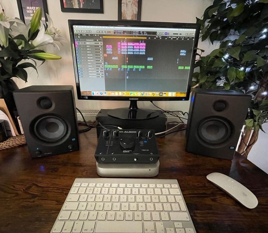 オーディオインターフェース「AIR192シリーズ」は簡単な操作でスタジオクオリティのレコーディングをすることが可能です！ 

これから歌/ラップ/ギターなどのレコーディングを始めてみたいという方にもオススメです！ 

#歌ってみた #弾いてみた #レコーディング #配信 #DTM #rapfromhomestudio