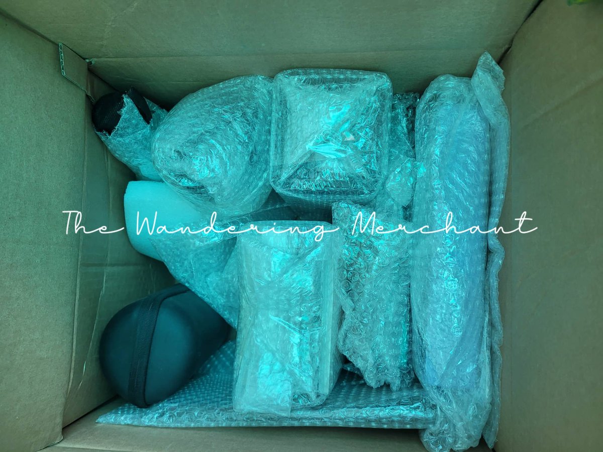 1deringMerchant's tweet photo. All heading to Manila, Ph from KR 💜

~We're just waiting for the sealed Jimin Face Albums to arrive 🐣

Thank you for trusting The Wandering Merchant 🙇‍♀️

#BTS #krbox #kpopmerch #TWMisLegit https://t.co/VAyYbRxM9I