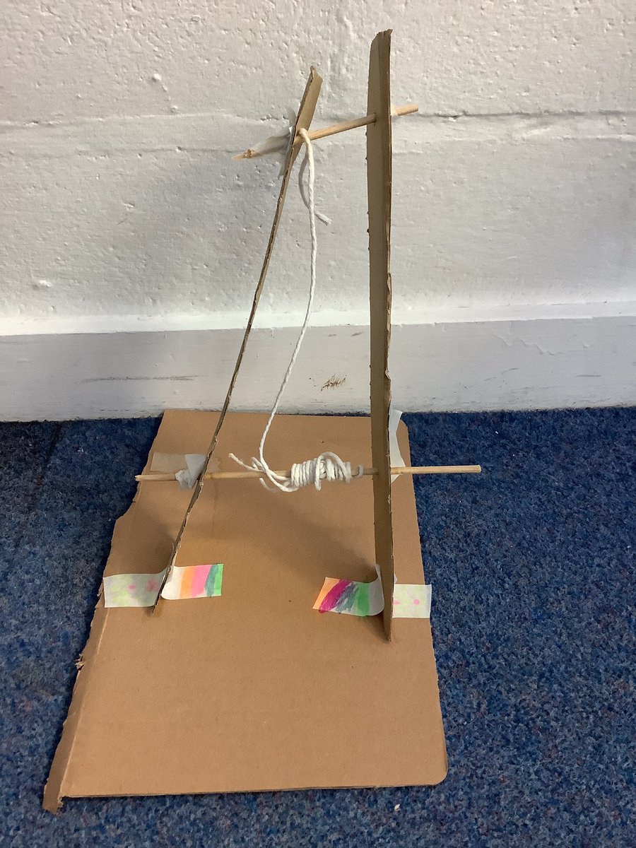 Estuary Class have been making pulley system cranes and next lesson, they will add a motor so it can operate electronically.
