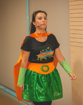 CeDeC_intef's tweet photo. En #RetratEDIA🧑🎤hoy os presentamos a Lola Alberdi @Lola_Alberdi
🙋♀️Ha tenido la suerte de que casi nada de lo que ha hecho, ha sido sola… Convencida del valor del equipo.
¡Libertad es poder escoger!
👩💻Una más en @proyectoEDIA #REAPower
🧵 https://t.co/gQ0kUd6U1R