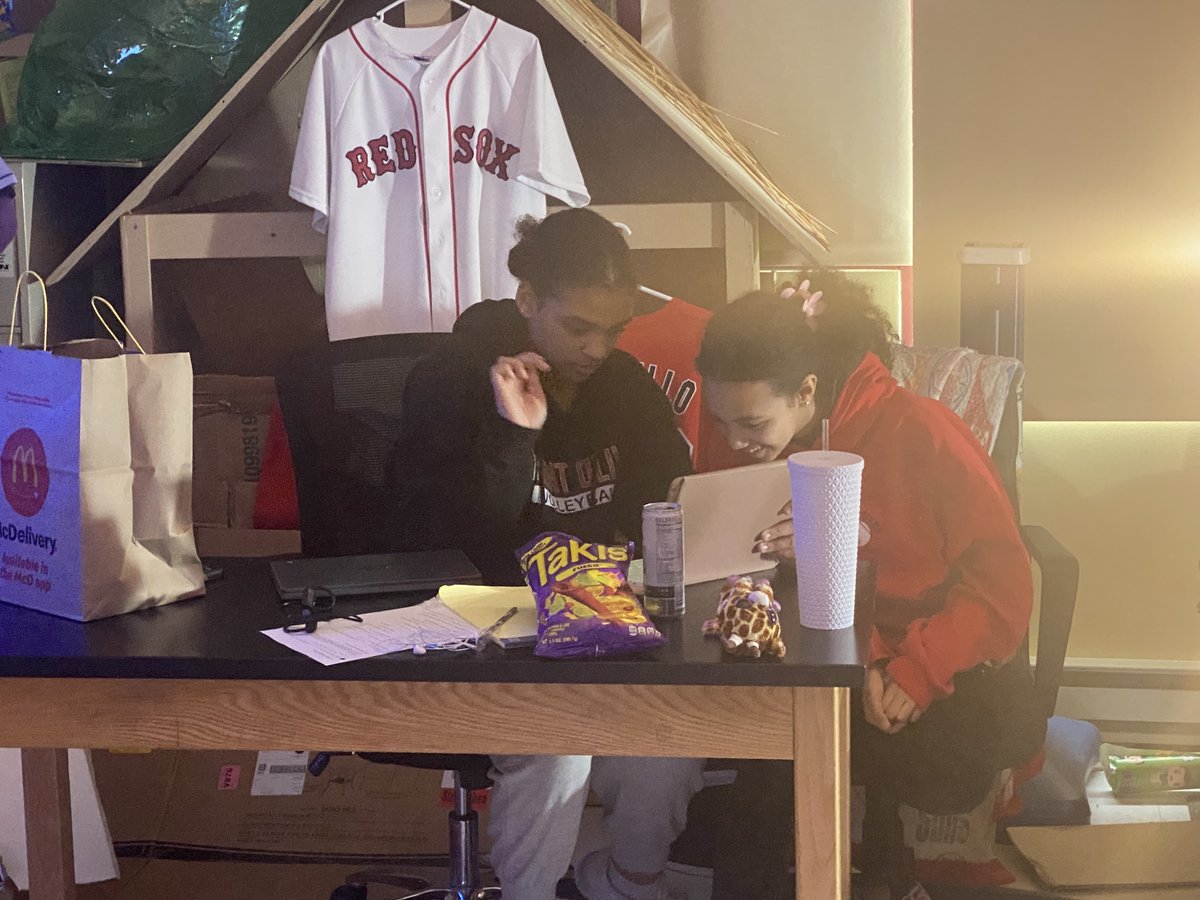 cullenclass's tweet image. #bringyourchildtoworkday  They  played Blooket, VR in  tech  lab, &amp;amp; floor hockey in gym (My youngest &amp;amp; I were on opposing teams, so it was imperative I checked her into the boards) They said that although I would embarrass them, they would love to be in my class   #weareChesterNJ