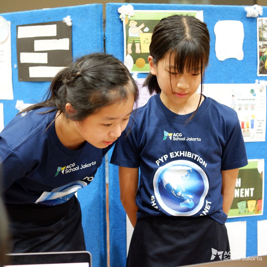ACGJakarta's tweet photo. We are beyond proud of our Year 6 students who successfully completed their PYP exhibitions this week! 🎉👏 These young scholars have spent the past eight weeks working tirelessly with their mentors to prepare for this moment, and their hard work has truly paid off. #ACGJakarta https://t.co/US53E9xxas