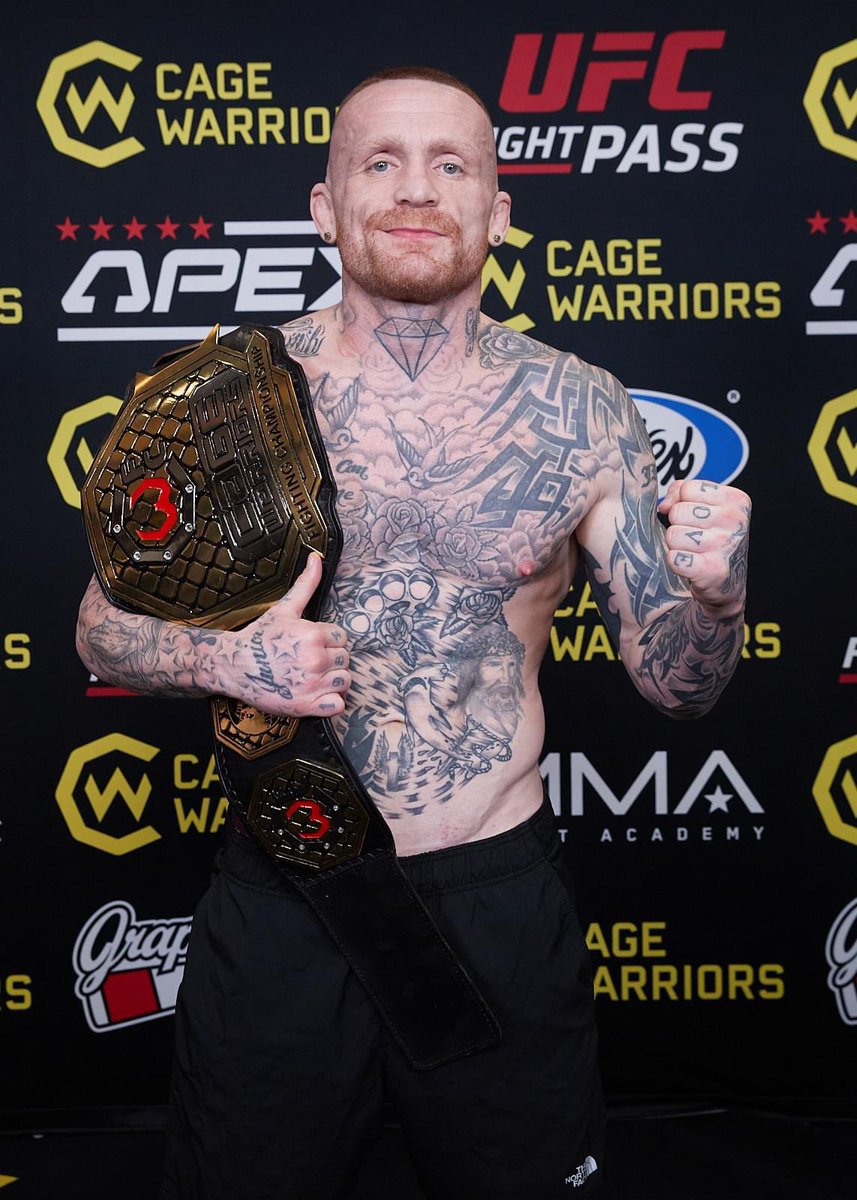 andyste123's tweet image. Rhys “Skeletor” McKee and “Judo” Jim Wallhead face off for the final time ahead of their @cagewarriors welterweight title unification bout in the main event of #CW153 tomorrow night at Dublin’s 3Arena.

📸 via @dollyclew 

#IrishMMA