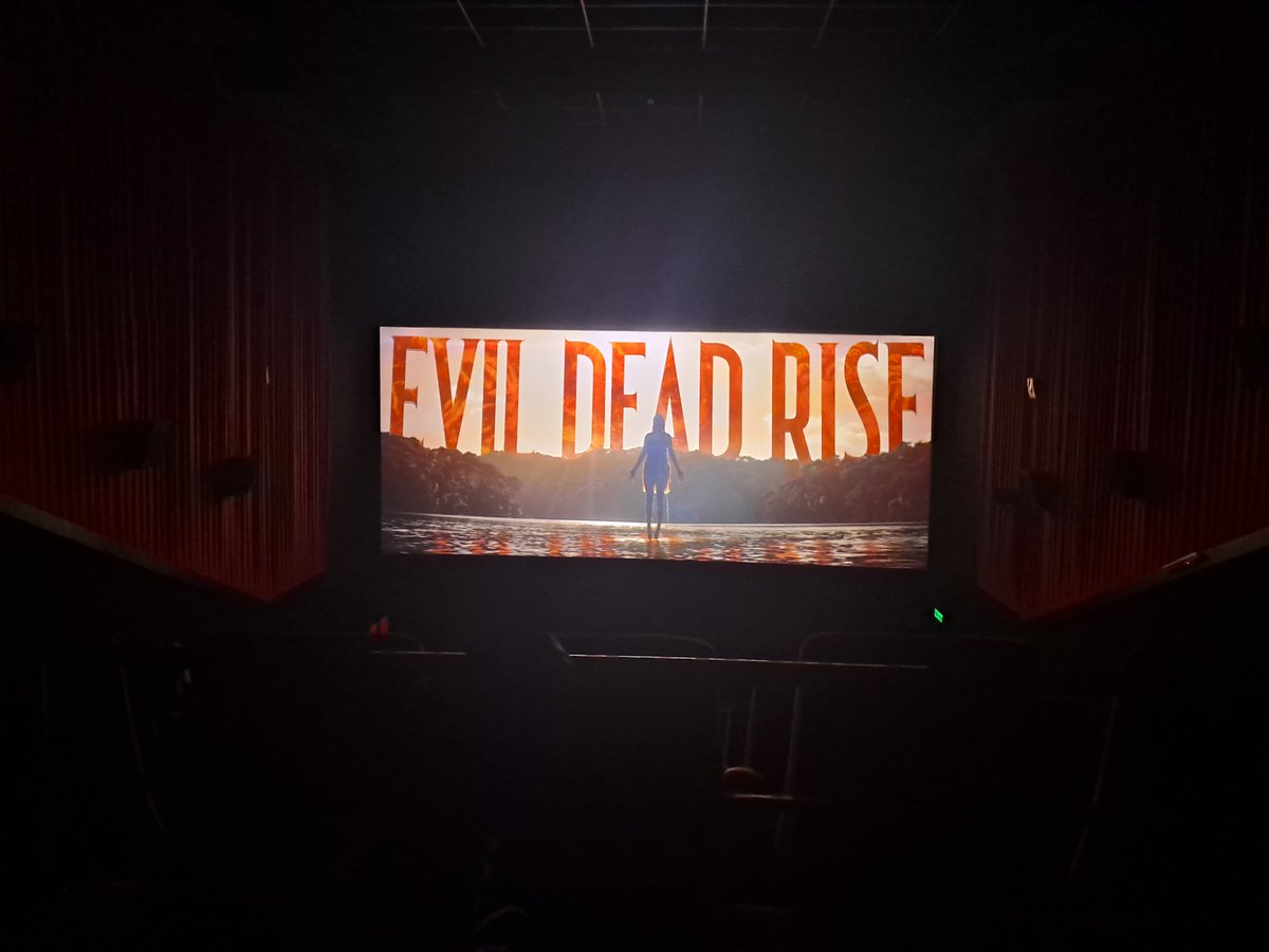 HeroCautious's tweet photo. A tad bit late but finally got to catch the latest installment in Evil Dead 🧟‍♀️ series: Evil Dead Rises in the perfect settings, an eerie empty hall. This was horror done right, movie completely sheds the series beloved quirky dark humour with hair raising gore.  🥶 3.5/5 https://t.co/gajXgY8p2N