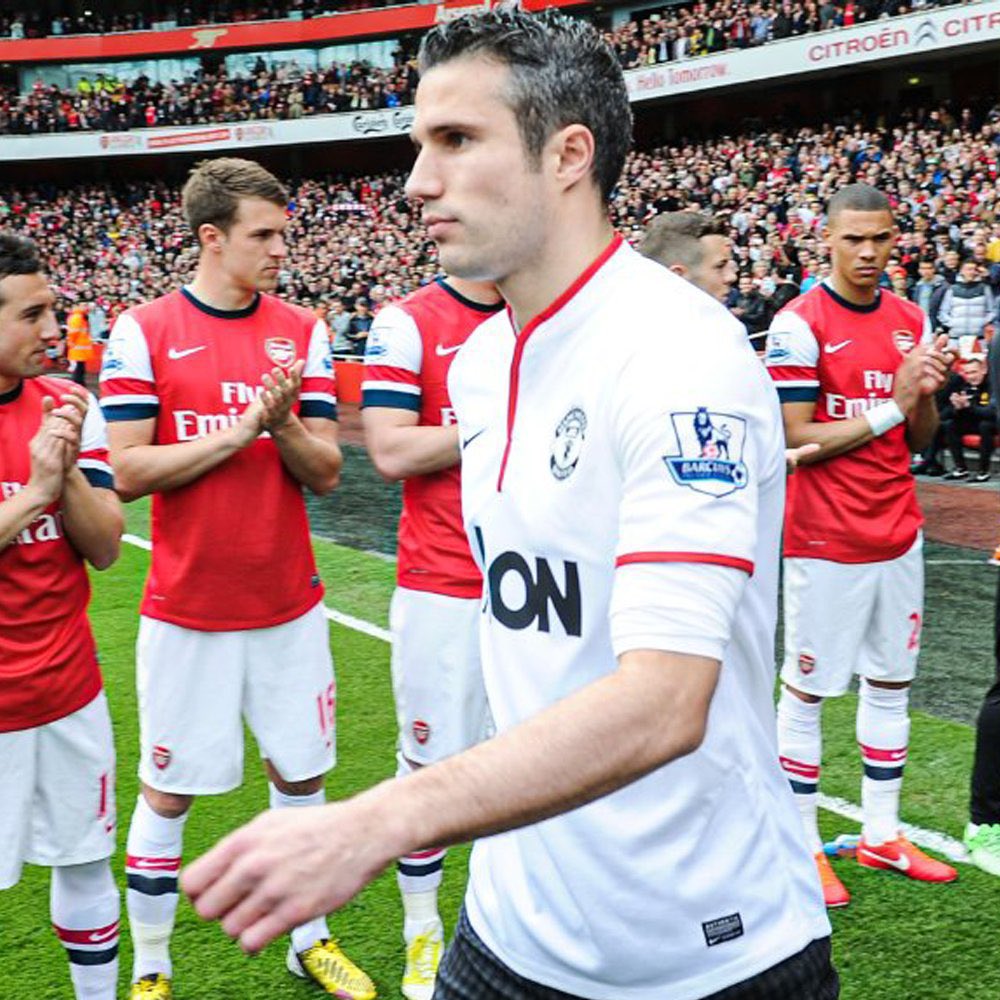 UtdPlug on Twitter: "10 years ago today, Arsenal had to give Robin van