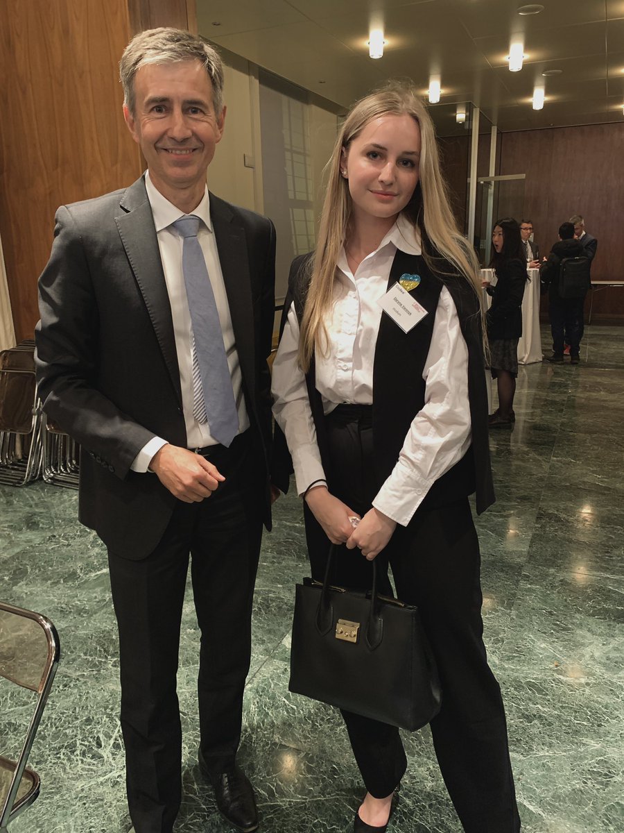 [🎨] about #generativeAI, #creativity and #businessrelations at the Embassy of Switzerland in the United Kingdom

Thank you for an amazing organization to His Honourable Ambassador Markus Leitner and Rakesh Rawal <a href="/codexworld/">Codex - Home of World's Top 50 Innovators Series</a> #CodexTalks