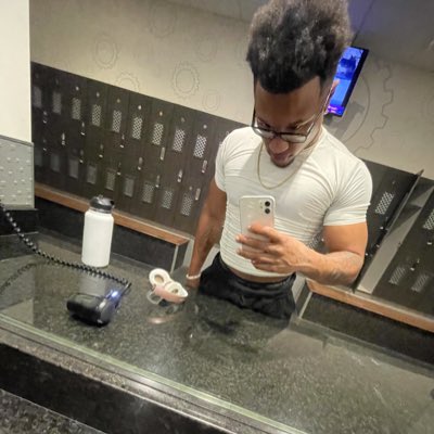TyheemKimble's tweet photo. #NewProfilePic https://t.co/JakylXZ1tW