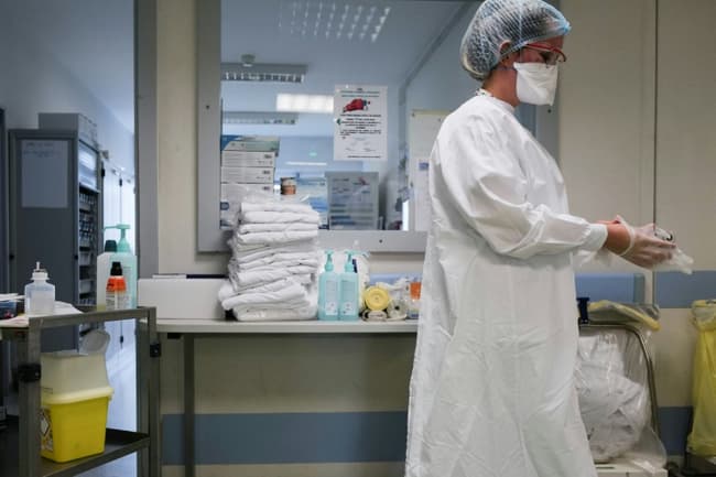 BFMTV's tweet image. Salaires, horaires, santé mentale... Pourquoi les internes en médecine font grève ce vendredi bfmtv.com/sante/salaires…