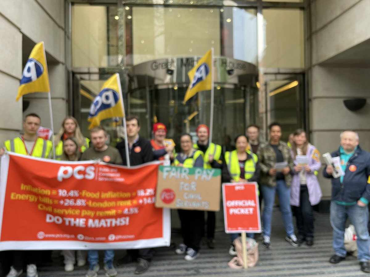 PCS_C_London_Activists tweet media
