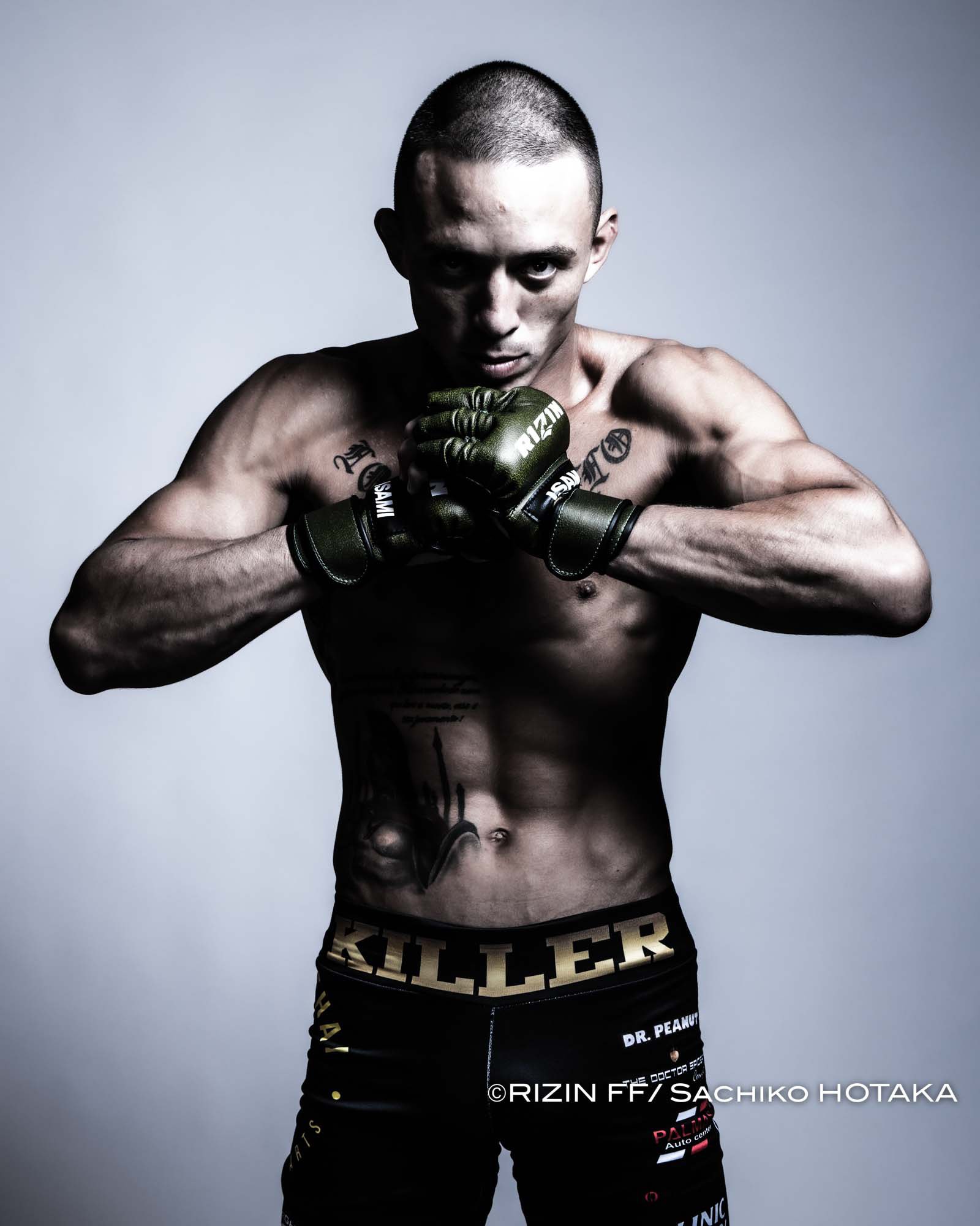 RIZIN ルイス・グスタボ　パーカー　サイン付き KAKEHASHI スポーツオークション