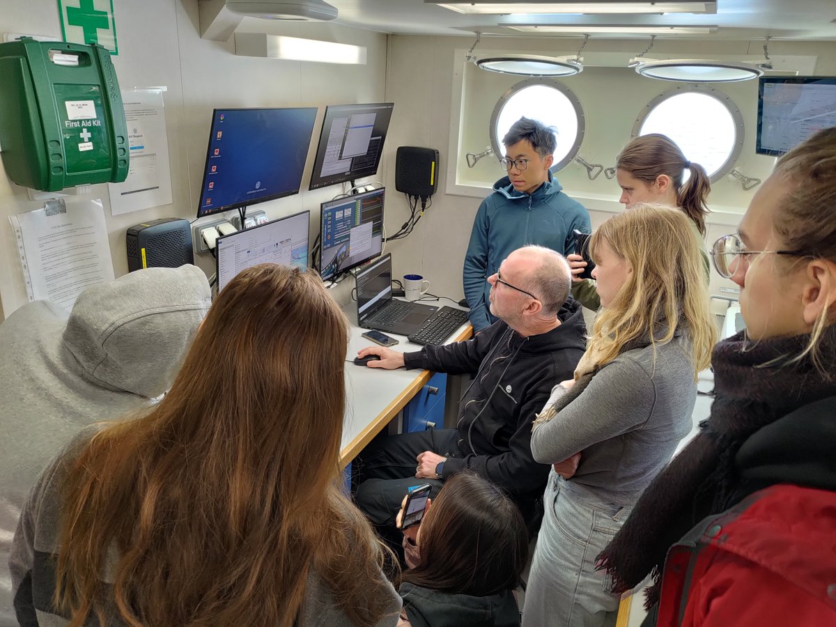 Stefano Bonaglia (@biogeoste) on Twitter photo Amazing week on <a href="/rv_skagerak_gu/">R/V Skagerak</a> with students from course CHEMICAL DYNAMICS AT SEA <a href="/goteborgsuni/">Göteborgs universitet / University of Gothenburg</a>
Great support by TAs and Skagerak crew!
For all #marine science students in the world, consider applying for MAR450 course in 2024!
👉gu.se/en/study-gothe…
#StayTuned Amazing week on <a href="/rv_skagerak_gu/">R/V Skagerak</a> with students from course CHEMICAL DYNAMICS AT SEA <a href="/goteborgsuni/">Göteborgs universitet / University of Gothenburg</a>
Great support by TAs and Skagerak crew!
For all #marine science students in the world, consider applying for MAR450 course in 2024!
👉gu.se/en/study-gothe…
#StayTuned