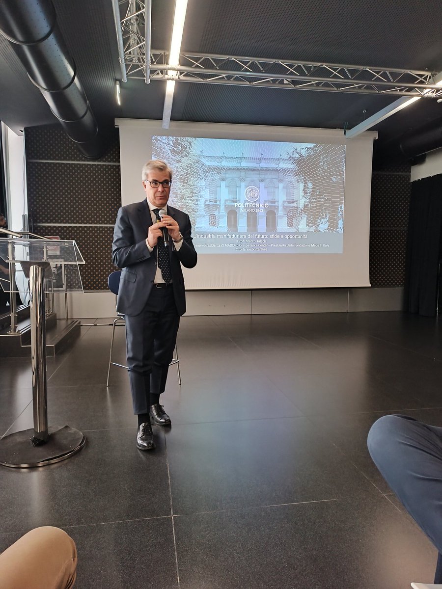 "Preferisco parlare di Transizione ecologica e non di Rivoluzione ecologica" Prof. Taisch 
Convegno AIdAM