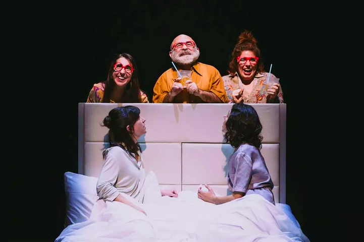 OlgaLorente1's tweet photo. #EmilioGavira vuelve al #teatroValleInclán con la obra #Supernormales. La obra acaba de recibir el #PremioMax a la mejor dirección de escena para Iñaki Rikarte. Desde hoy y hasta el próximo 28 de mayo, podréis disfrutar de esta gran pieza que hará pensar al espectador. https://t.co/msM2Hhn1gs