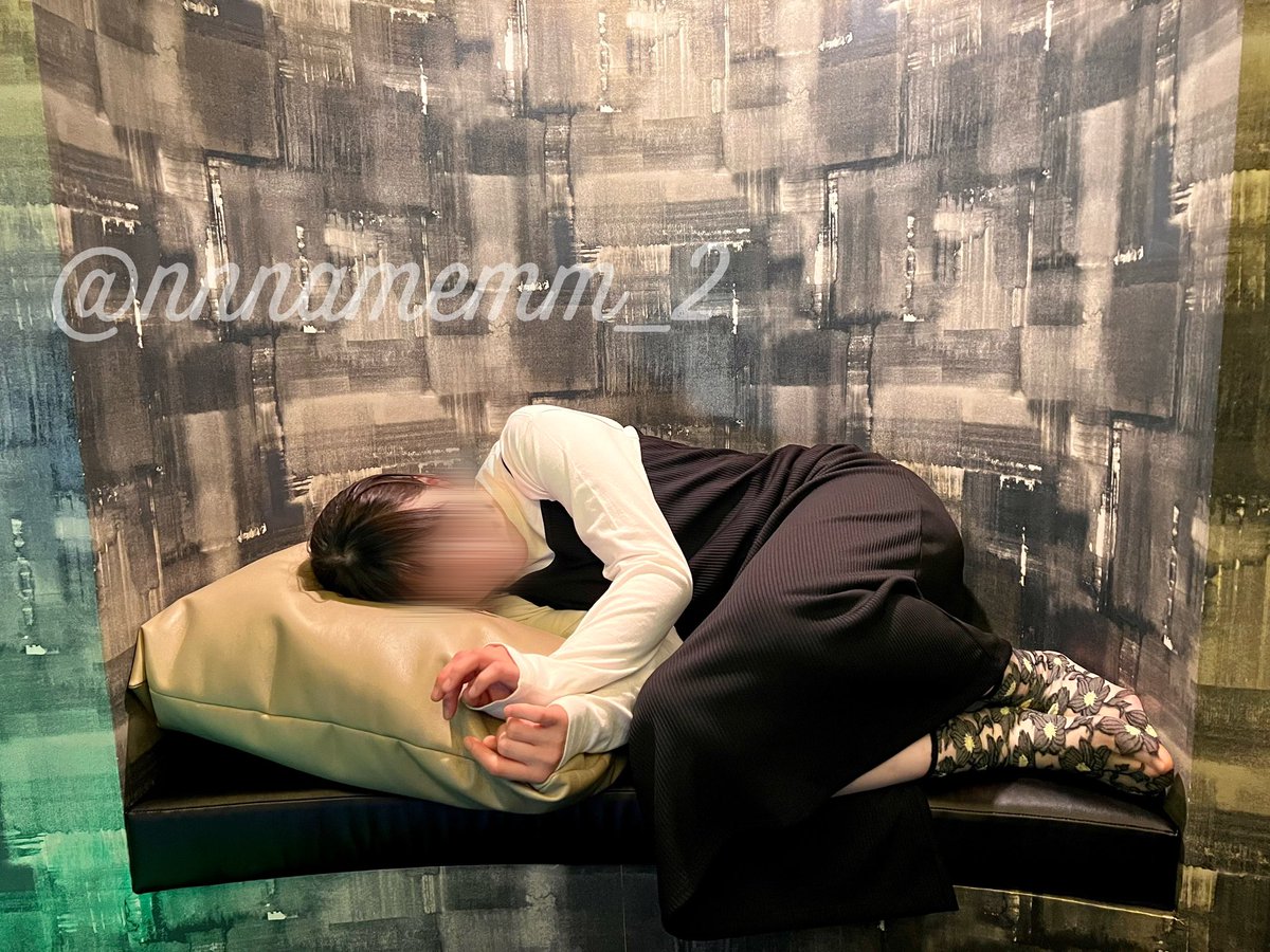 nnnamemm_2's tweet photo. 何度目ましてかの年下さんと。
えっちなもも尻の持ち主さん🍑

四つん這いにして、マンぐり返しを見上げて、バックで見下ろしてと贅沢に堪能。

会うたびにどんどんエロく積極的になっていくから次会うのも楽しみでしかない。 https://t.co/CkKxmBY59k