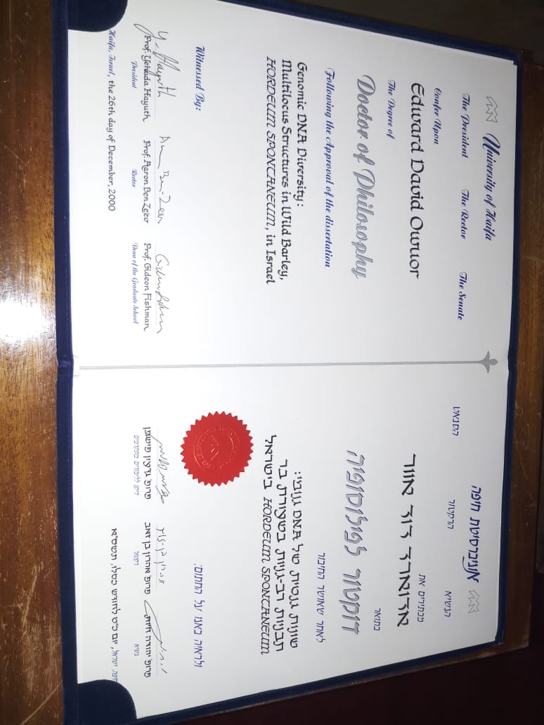 EstherGichin's tweet photo. #SomeoneTellKhalwale that THE MIGHTIEST PROPHETS OF THE LORD is a genius.

 @KBonimtetezi you think Prophet Dr Owuor came from the streets to harvest money like your fallen preachers who have no credentials.

Can you look at his certificate here. Give him respect due him. https://t.co/PKnARJ5WIK
