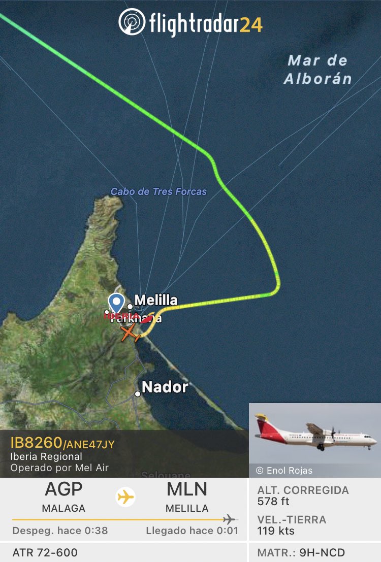 SpottersMelilla's tweet photo. El vuelo #IB8260 Málaga-Melilla de @AirNostrumLAM operado por #MelAir, aterriza en #MelillaMLN con una demora de 02h46min. https://t.co/eNvShONNdZ