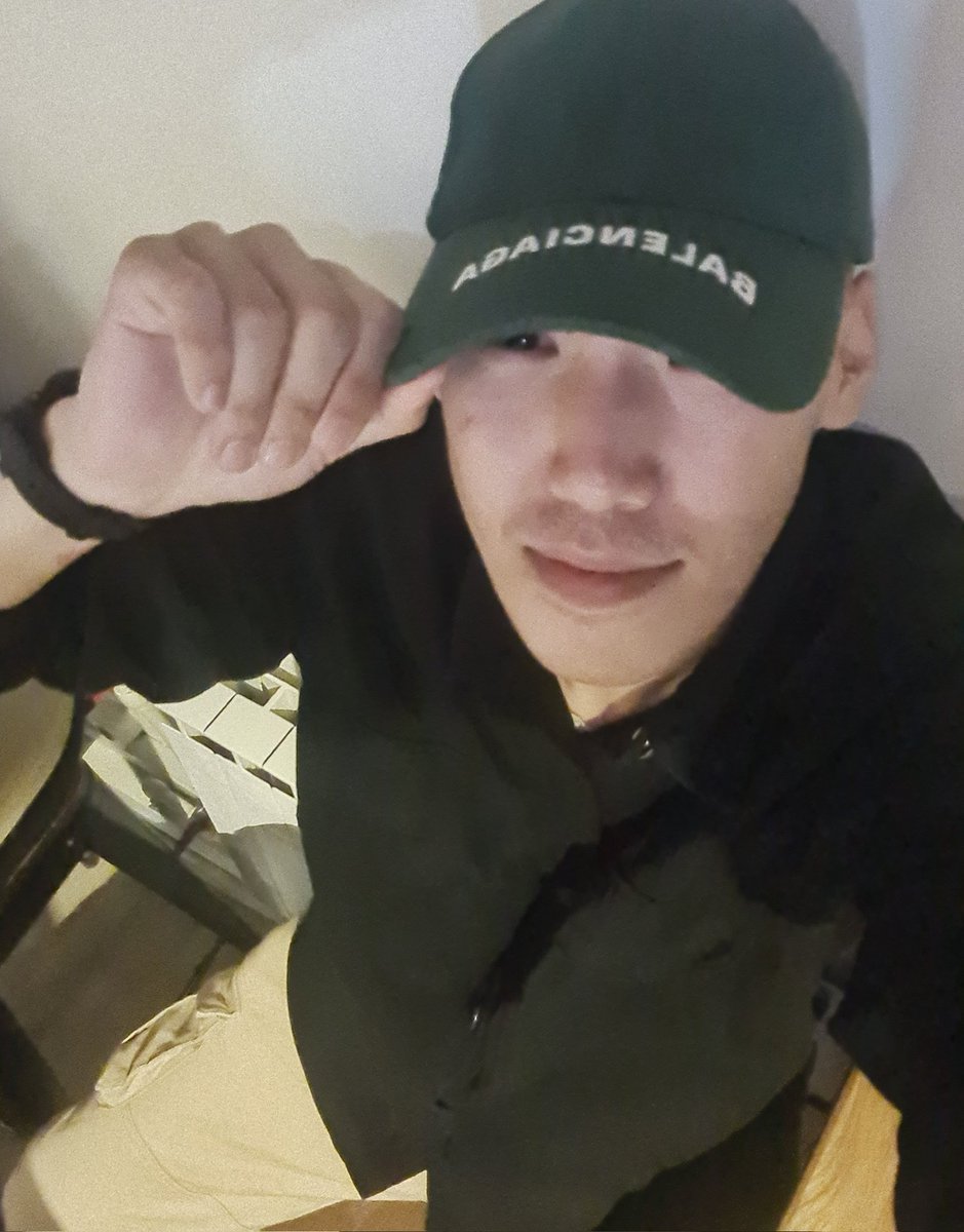 пппппатрик on Twitter: "Алко стоп нахуй ахахах, вчера проебал наушники ...