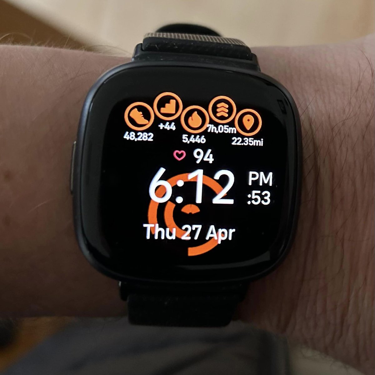 LawnMasterUK's tweet image. Fun Fact: During a busy day of #scarifying, a #lawn operative can walk close to 50,000 steps!? To put that into perspective, it's roughly the equivalent of #walking from one end of a #football pitch to the other approximately 90 times! 💪🌱

#lawnmaster #lawncare #lawnlife