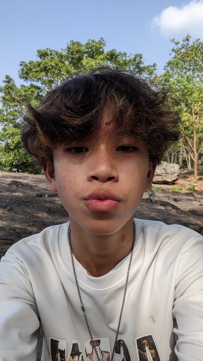 Alexx tweet media
