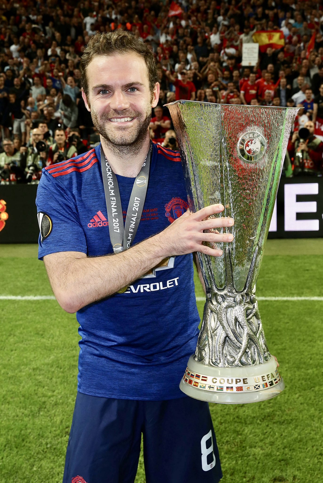 Happy birthday to Juan Mata who turns 35 today Legend of the game! 