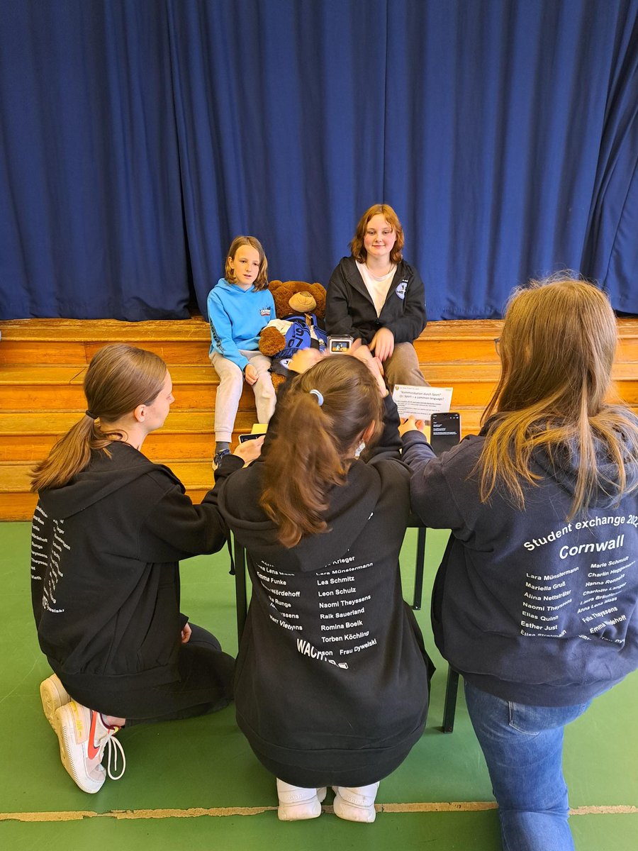 headatstjos's tweet photo. Thank you to our exchange partner school Gesamtschule Büren for a superb exchange at St Jo's. Brilliant to have the support of UK German Connection for our project and to see the children reflecting and interacting! @ukgconnection working @isaschools and making a real difference! https://t.co/x2aTG3NqJz