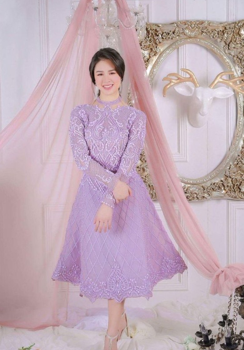 AuthenticWenna's tweet photo. I vote Kisses Delavin for
#TAG25Under25 @tagmediachicago https://t.co/vsrOISA9qg