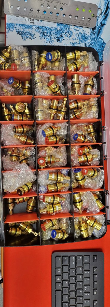 We aim to supply for all taps. 🫶 18 different pairs of ceramics and 6 rubber cartridges. Even 8 different monobloc cartridges.