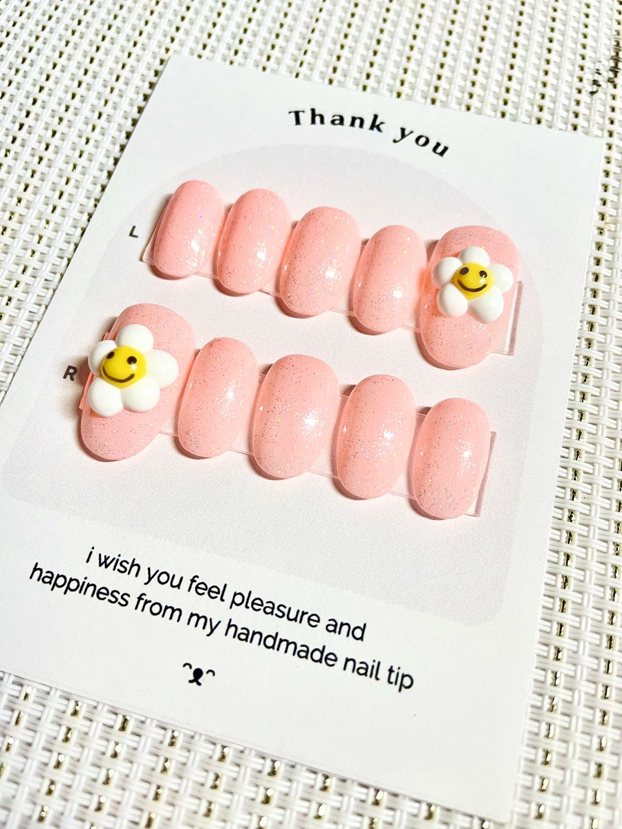 _pooh127's tweet photo. เล็บเจลพร้อมส่ง ไซส์M

🌼เล็บเจลปลอม ราคาเริ่มต้น 89฿
🌼แถมฟรี กาวซิลิโคน,กาวน้ำ,ตะไบ,ไม้ดันหนัง
🌼ค่าส่ง25 สามชุดขึ้นไปส่งฟรี
💐สนใจทักDMมาได้เลยค่า❤️

#เล็บปลอม #เล็บปลอมสําเร็จรูป #เล็บ #แจกลายเล็บ #ออกแบบเล็บ https://t.co/VzzxSBDaRG
