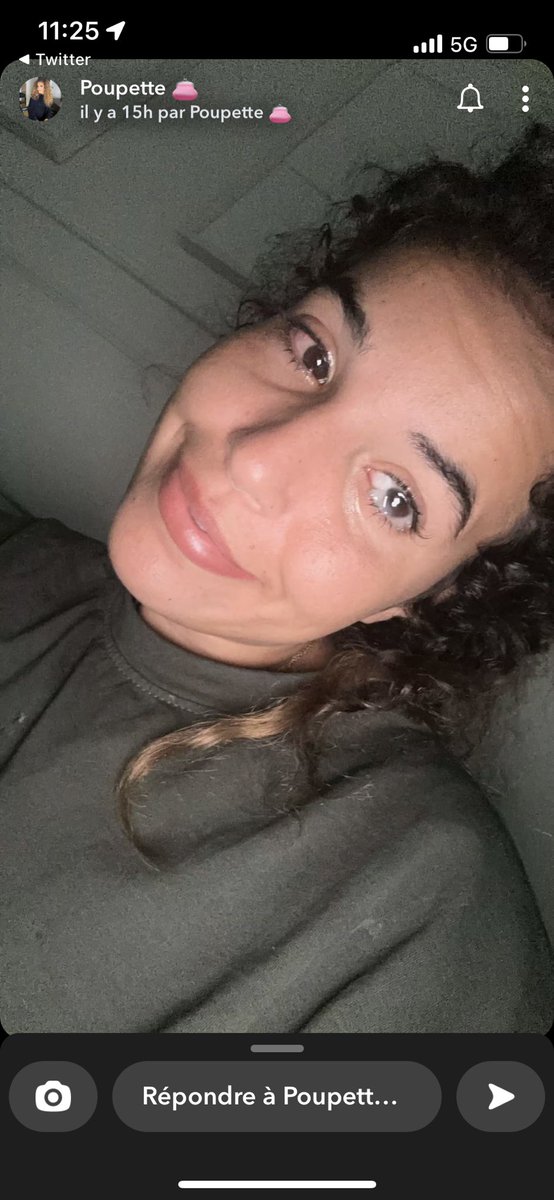 vivixxy3's tweet photo. T’es marié a une meuf elle poste ça, non c’est trop une singerie https://t.co/vKUj1DEfwn