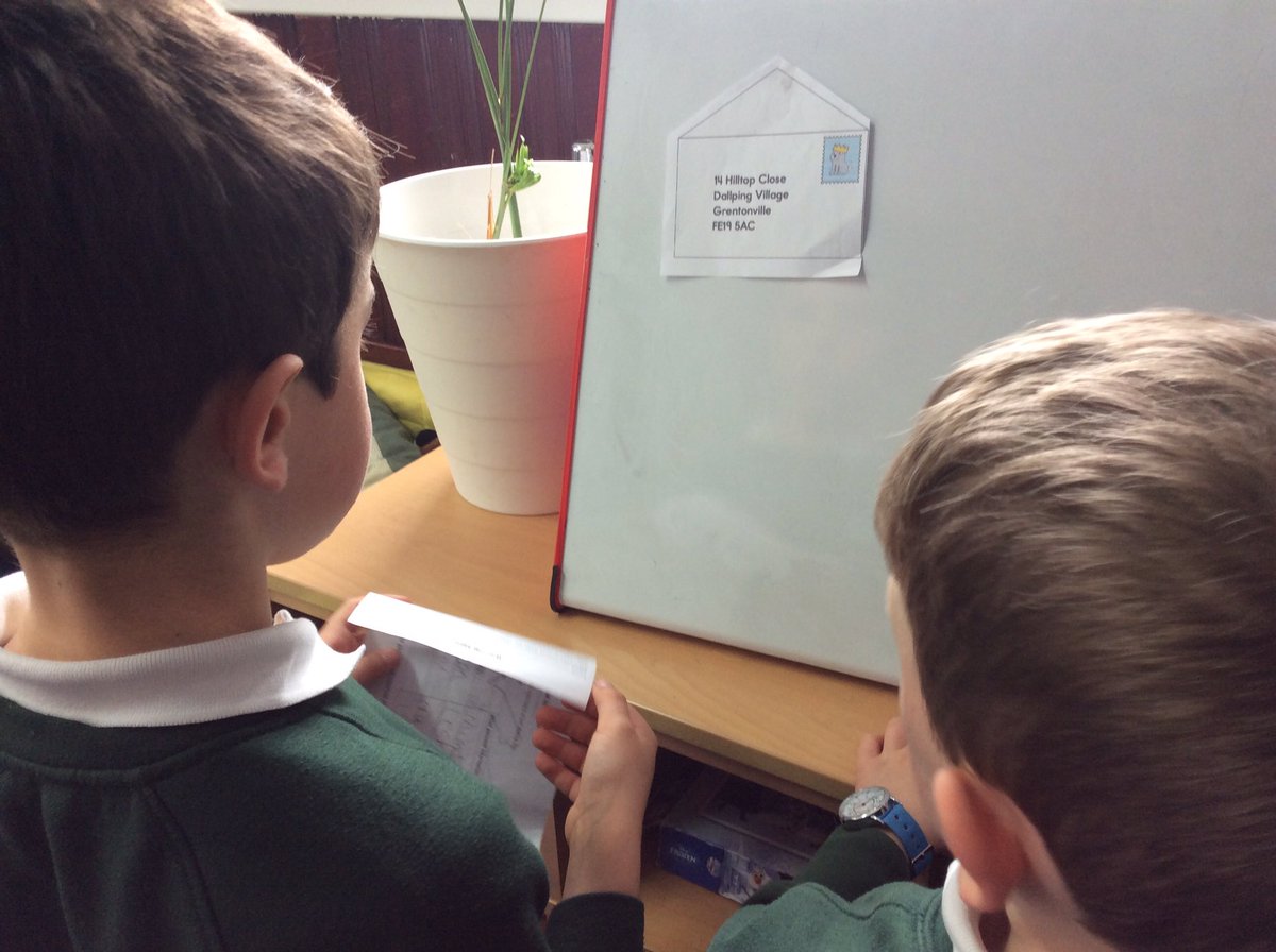 As part of internet safety P2 R9 have been learning not to share personal information. We also identified warning signs our body tells us when something doesn’t feel okay.  We know to tell a trusted adult if we are worried or scared. <a href="/SchoolBroomhill/">BroomhillSchool</a>