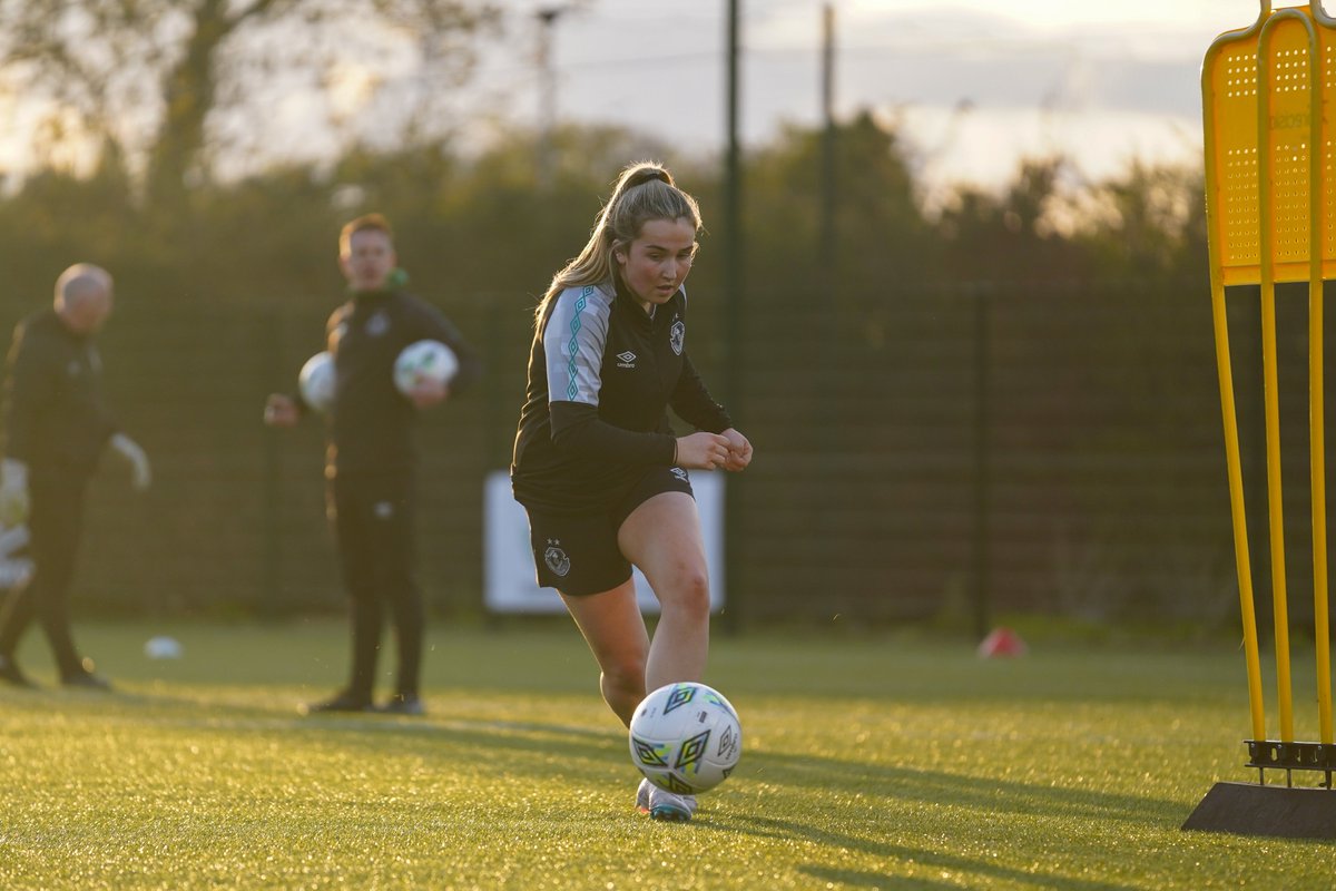 RoversWomen's tweet photo. Prepping for Peamount ✊

#TheTopTwo https://t.co/gP5wMNbZEi
