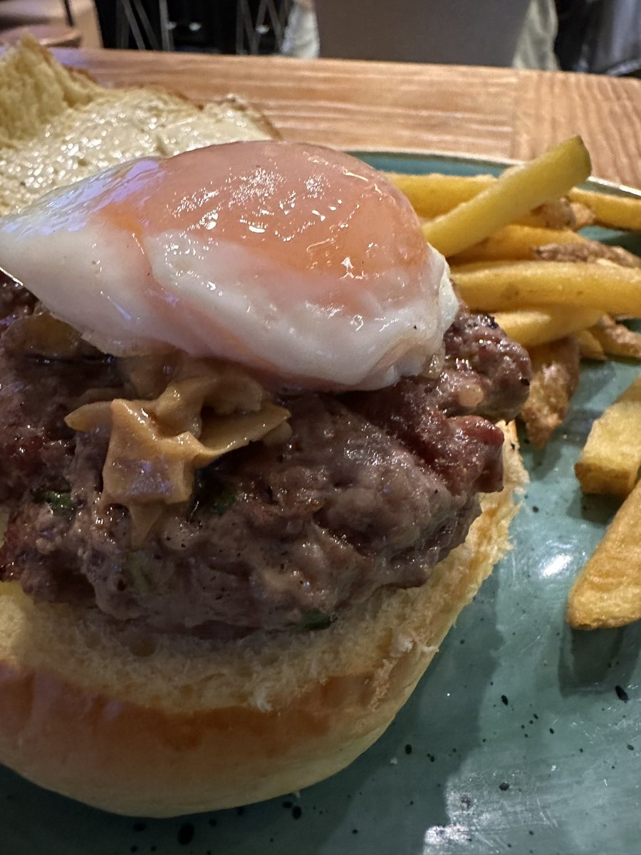 <a href="/Queenburgergour/">QueenBurgergourmet</a> <a href="/mediasetcom/">Mediaset España</a> <a href="/fabricatele/">LaFabricaTV</a> <a href="/TMLasTablas/">TuMenúEnLasTablas</a>